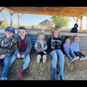 Meet your Posher, Gayle